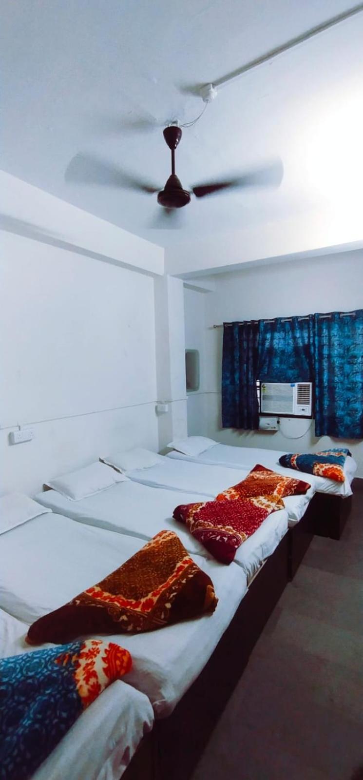 Hotel The Temple View- 100 Meter To Vishwanath Mandir Varanasi